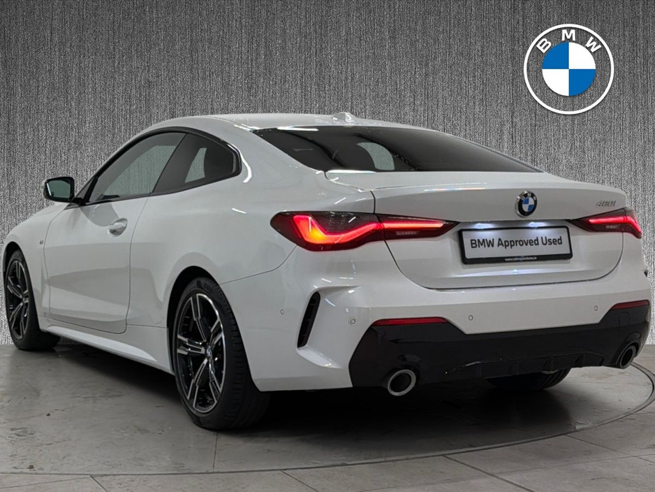 2025 BMW 4 Series - image 2