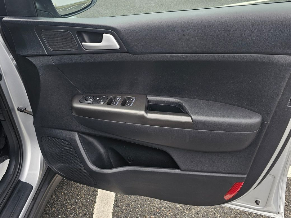 2017 Kia Sportage - image 17