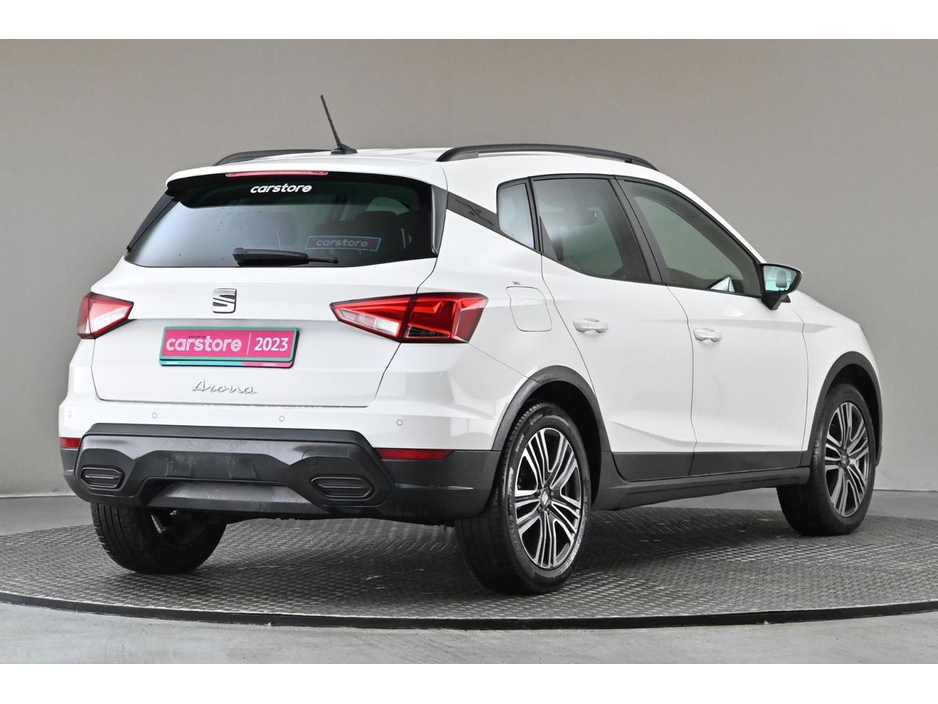 2023 SEAT Arona - image 9
