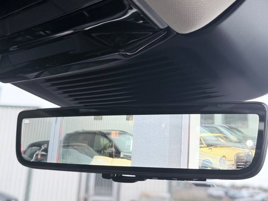 2023 Land Rover Range Rover - image 13