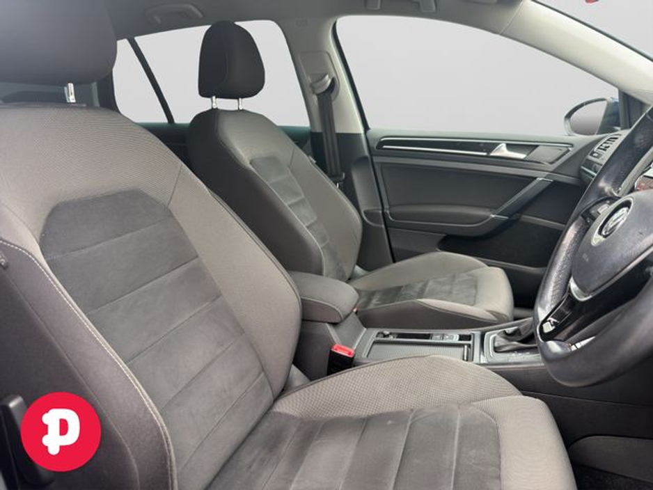 2017 Volkswagen Golf - image 11