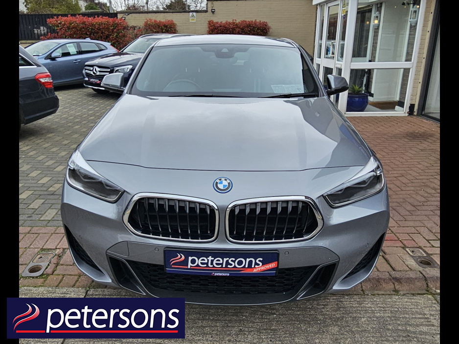 2024 BMW X2 - image 3