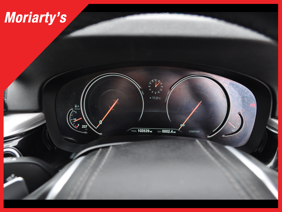 2018 BMW 5 Series - image 12