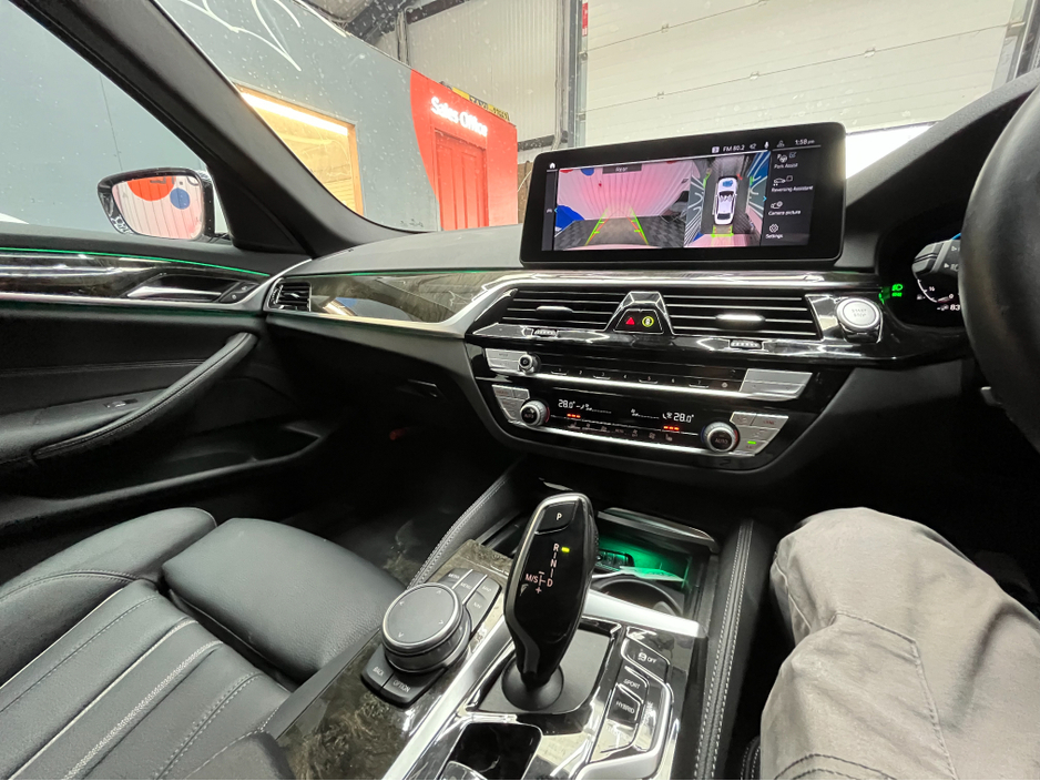 2021 BMW 5 Series €35950 2021 BMW 530E M-SPORT EDITION JOY+ 2.0 AUTOMATIC / CRUISE CONTROL / 360° PARKING CAMERA / ELECTRIC MEMORY & HEATED SEATS / PADDLE SHIFTERS / APPLE CARPLAY / AMBIENT LIGHTS / HEATED REAR SEAT €35,950