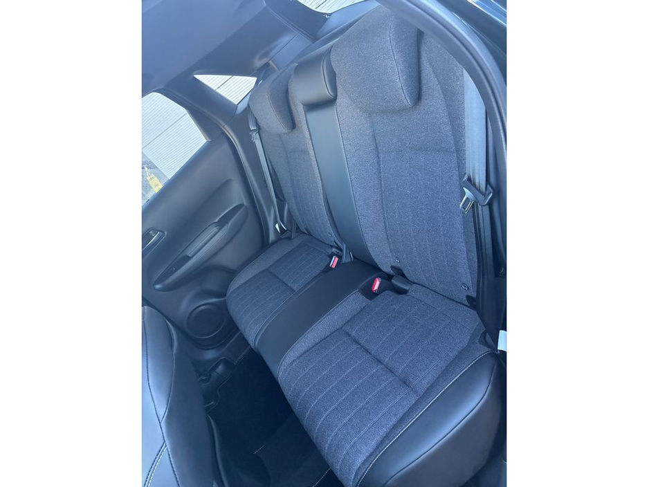 2025 Honda Jazz 1.5 E:hev Advance €29,995