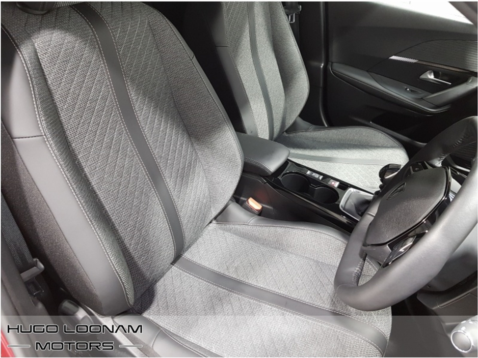 2025 Peugeot 2008 - image 19