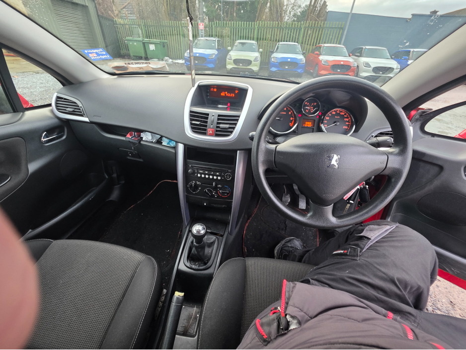2008 Peugeot 207 CC 1.6 2DR €2,750