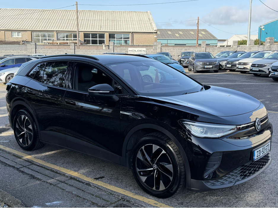 2023 Volkswagen ID.4 - image 7