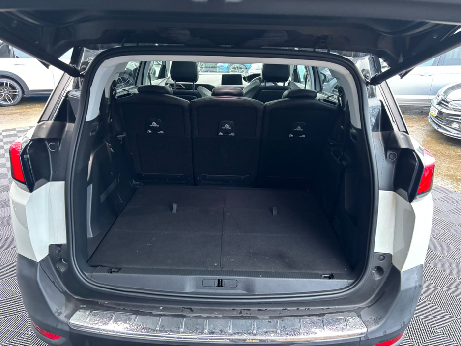 2017 Peugeot 5008 Peugeot 5008, 7 seater, fully loaded with spec €21,900