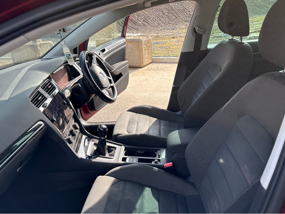 2019 Volkswagen Golf - image 20