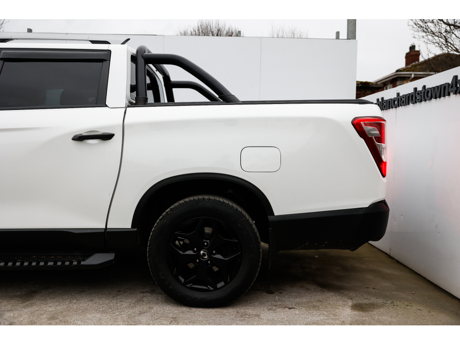 2024 Ssangyong Musso - image 3