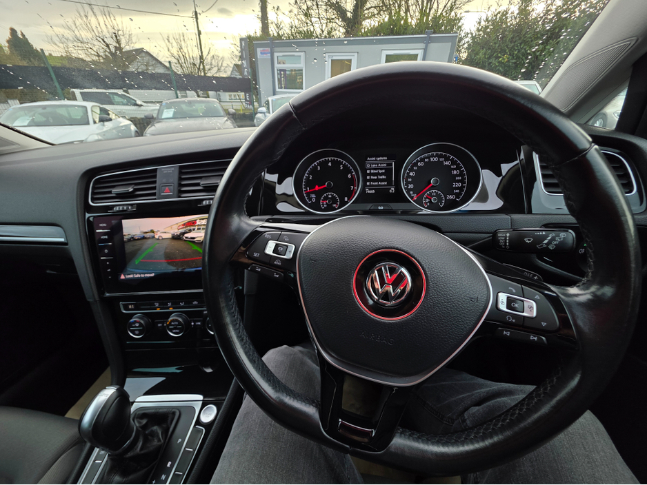 2017 Volkswagen Golf ( 172 REG )1.4 TSI HIGHLINE ALCANTARA SEATS CARPLAY ANDROID AUTO BLIND SPOT LANE ASSIST €17,950