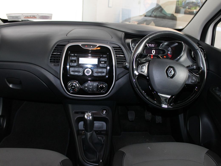 2016 Renault Captur - image 11