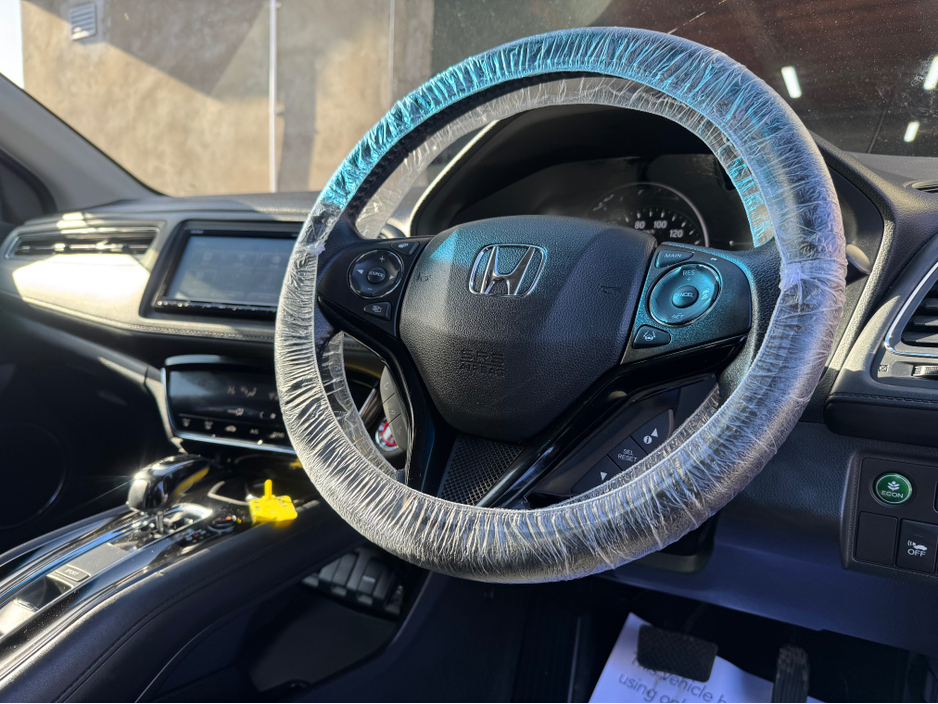 2019 Honda Vezel - image 9