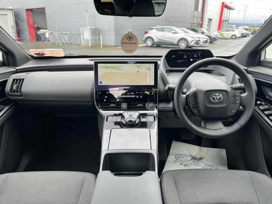 2023 Toyota bZ4X - image 9