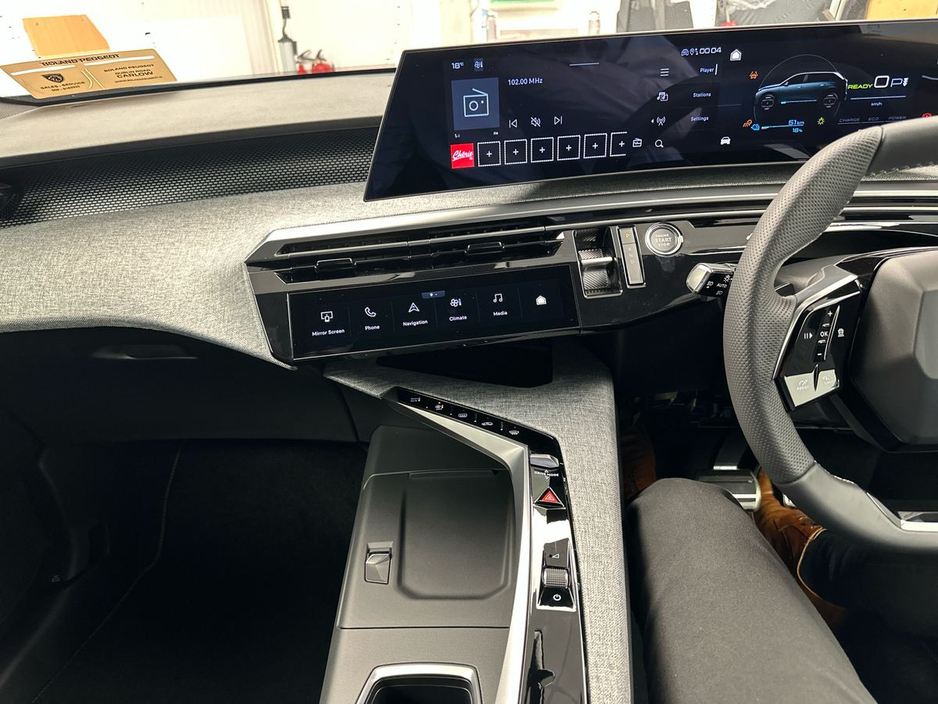 2026 Peugeot 5008 - image 8