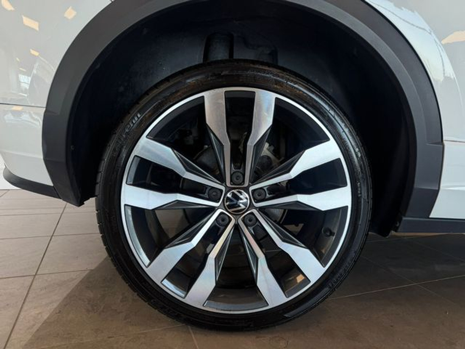 2020 Volkswagen T-Roc 2.0 TDI 150bhp R-Line DSG €24,495