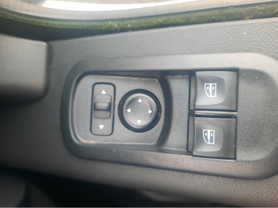 2024 Nissan Interstar - image 15