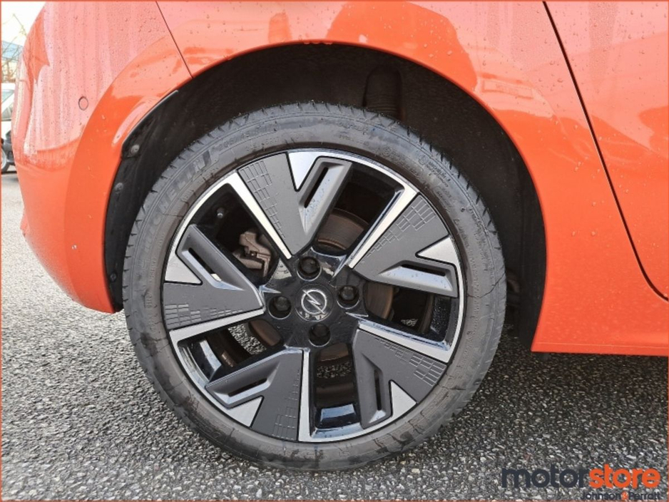 2021 Opel Corsa - image 14