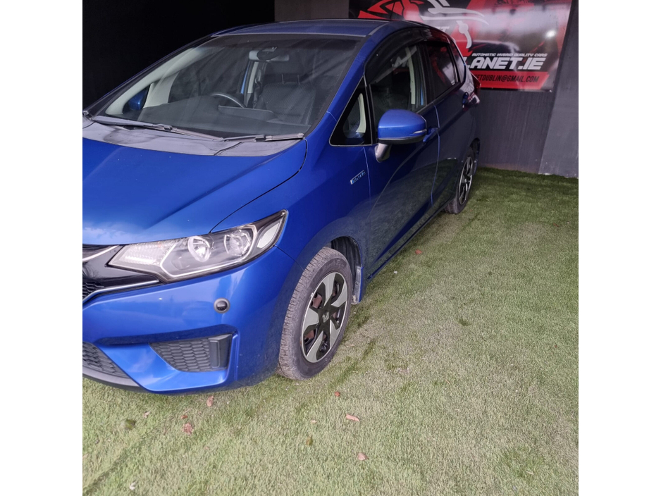 2016 Honda Fit - image 3