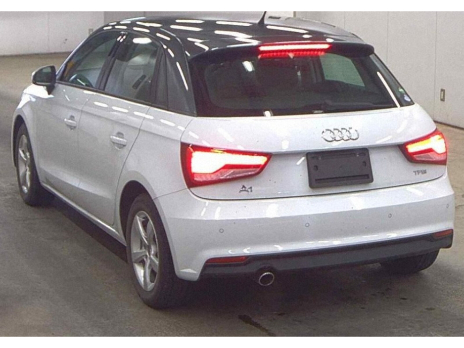 2018 Audi A1 - image 10