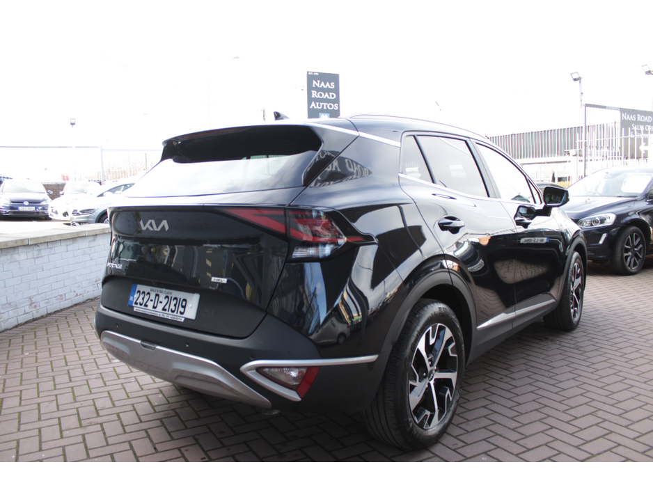 2023 Kia Sportage - image 4