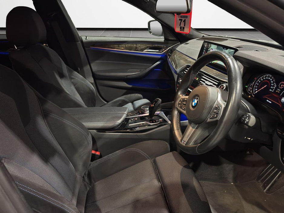 2019 BMW 5 Series  €29,888