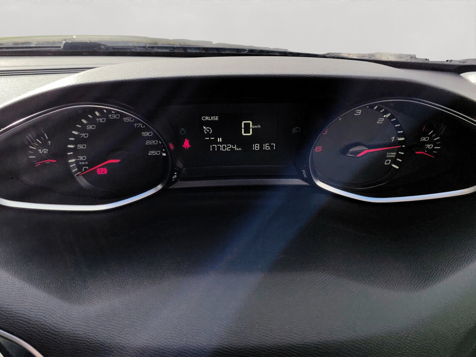 2018 Peugeot 308 1.6 HDi 100bhp Active €11,950