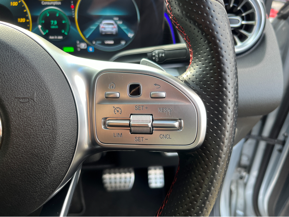 2023 Mercedes-Benz EQB - image 28