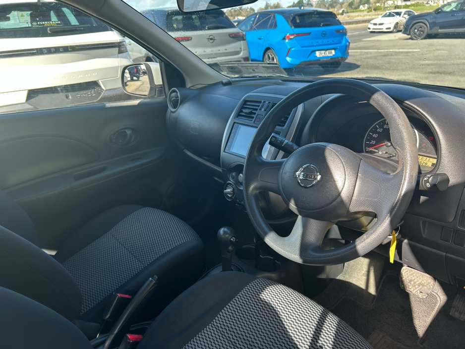 2013 Nissan Micra - image 6