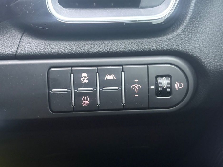 2022 Kia Ceed PE 1.0 GT Line 5DR, €19,900