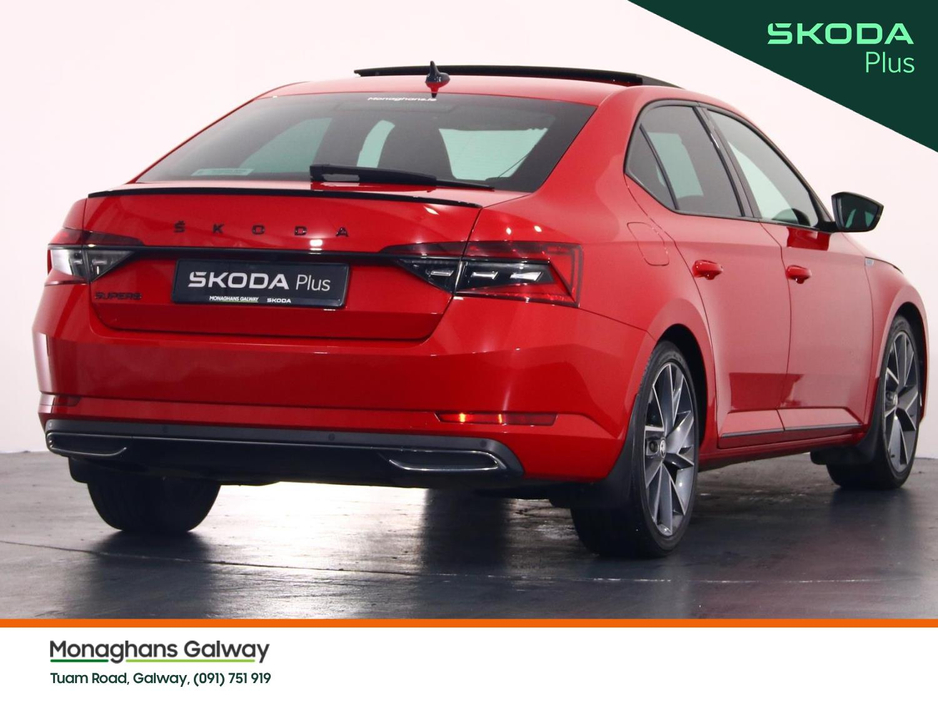 2024 Skoda Superb - image 5