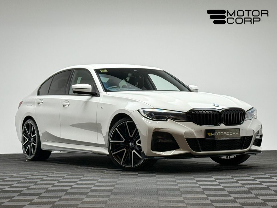 2020 BMW 3 Series 330E M SPORT €27,990
