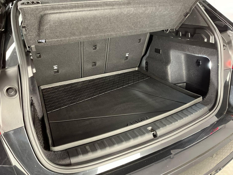 2024 BMW iX1 - image 12