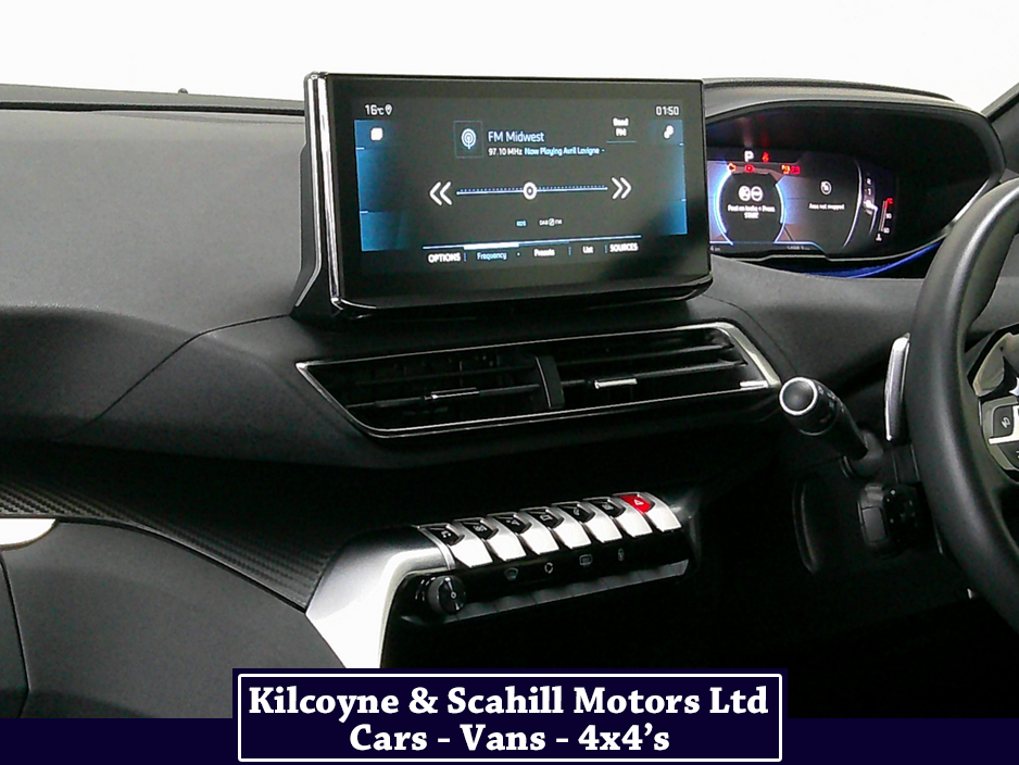 2024 Peugeot 5008 - image 16