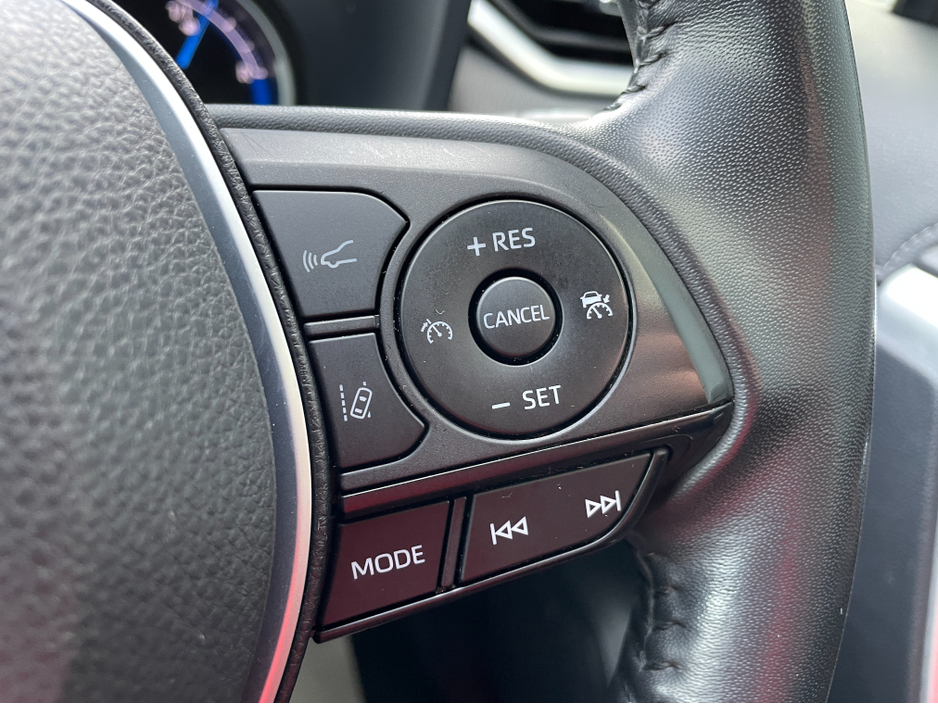 2022 Toyota Rav4 - image 15