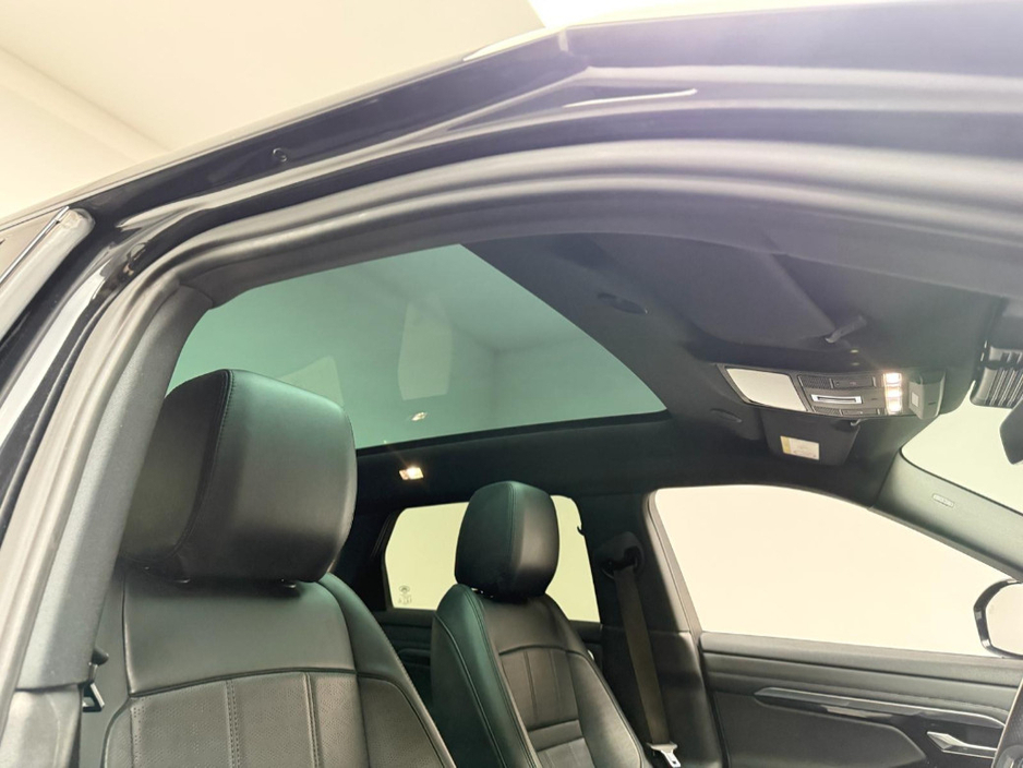 2022 Land Rover Range Rover Evoque - image 13