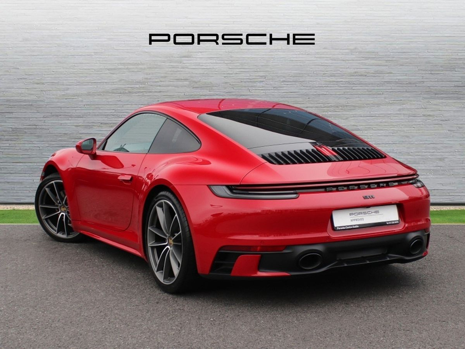2022 Porsche 911 Carrera €175,000