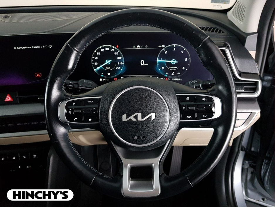 2022 Kia Sportage - image 15