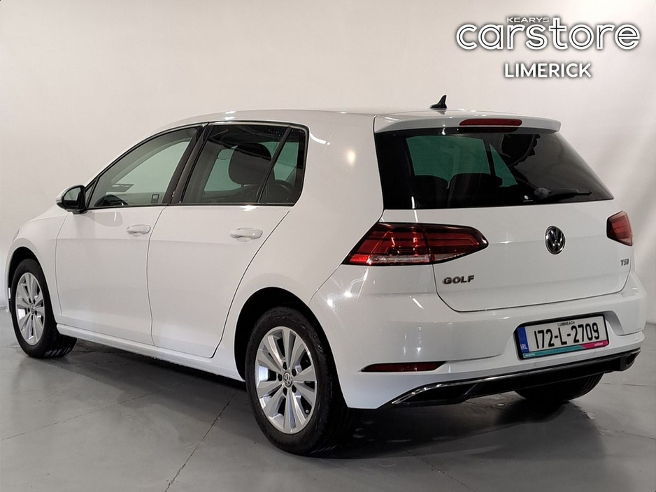 2017 Volkswagen Golf - image 5
