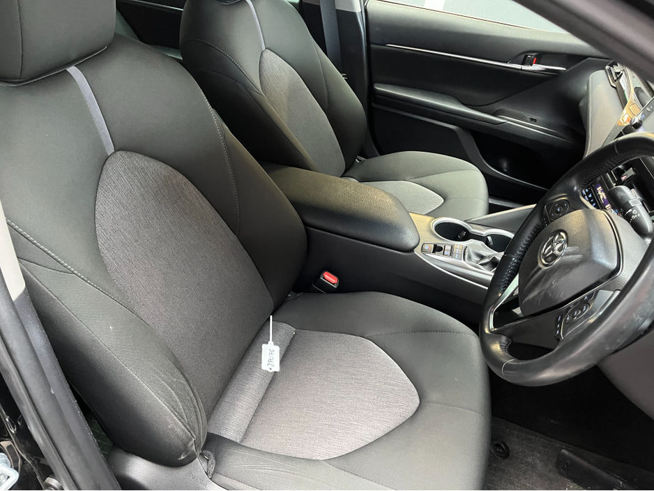 2021 Toyota Camry €25950 2021 TOYOTA CAMRY G 2.5 AUTOMATIC / CRUISE CONTROL / REVERSE CAMERA / ELECTRIC SEATS / PADDLE SHIFTERS AND MORE €25,950