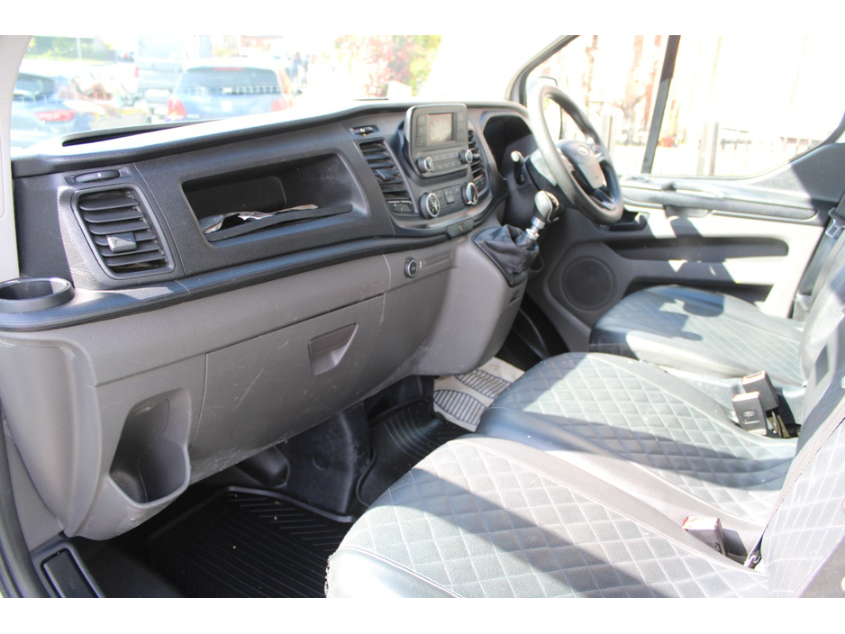 2021 Ford Transit Custom - image 7