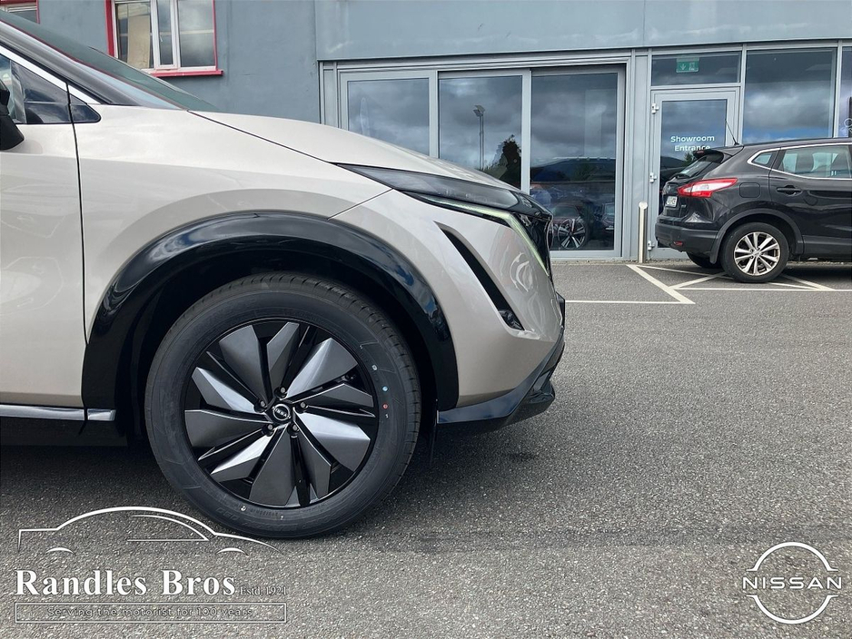 2025 Nissan Ariya - image 21