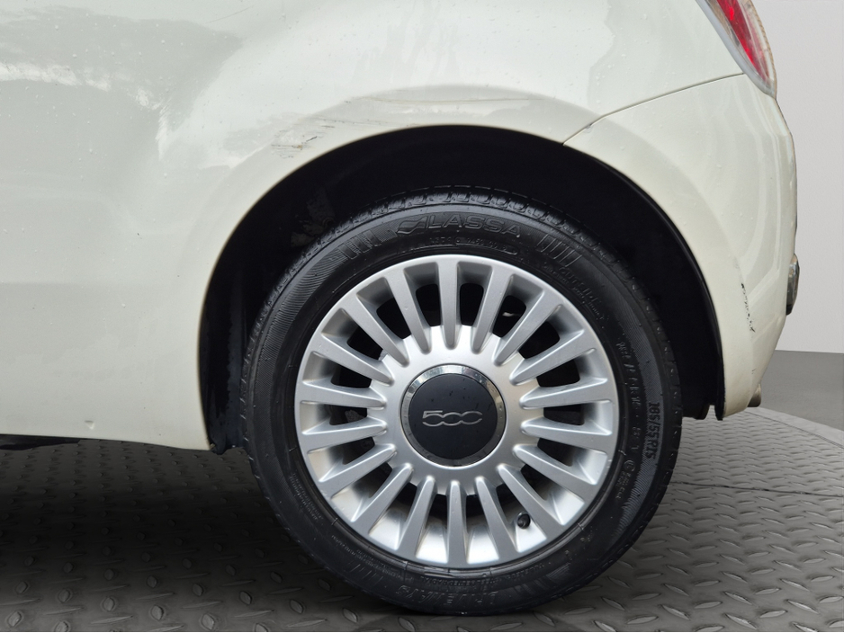 2013 Fiat 500 - image 15
