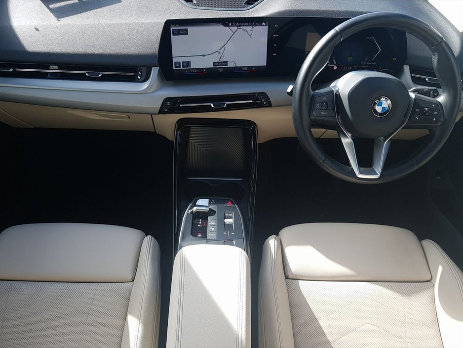 2023 BMW X1 - image 4