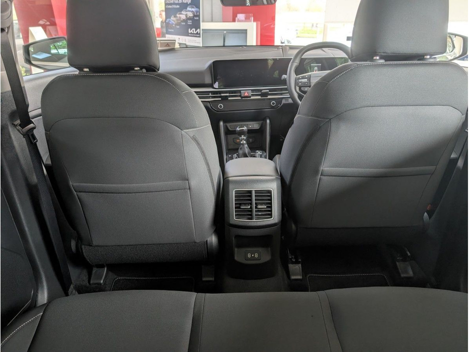 2026 Kia Sportage - image 10