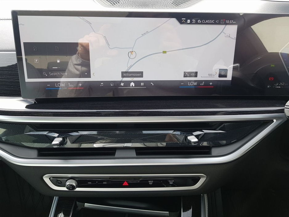 2026 BMW X5 - image 22