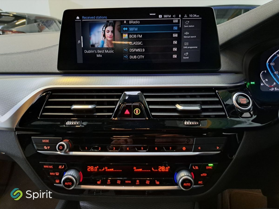 2019 BMW 5 Series - image 16