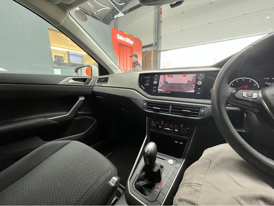 2021 Volkswagen Polo €19950 2021 VOLKSWAGEN POLO TSI COMFORT LINE 1.0 AUTOMATIC / CRUISE CONTROL / REVERSE CAMERA / APPLE CARPLAY €19,950