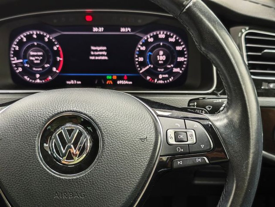 2018 Volkswagen Golf - image 24